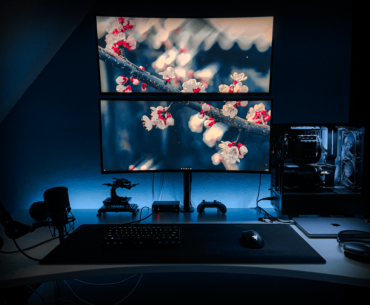 Dual curved ultrawides