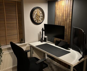 Finally got my setup in a reasonable state! Loving the look - any tips on improvements are welcome!