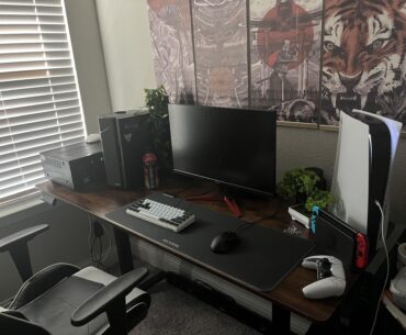 Whats a a good curved monitor thats not expensive but has a high hz