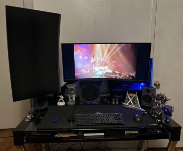 Recently made the switch to dual monitors, thoughts? Any input is welcome. (DisplayPort cord is otw lol)