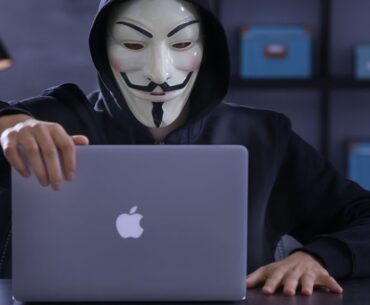 UK gov admits they spy on Apple users