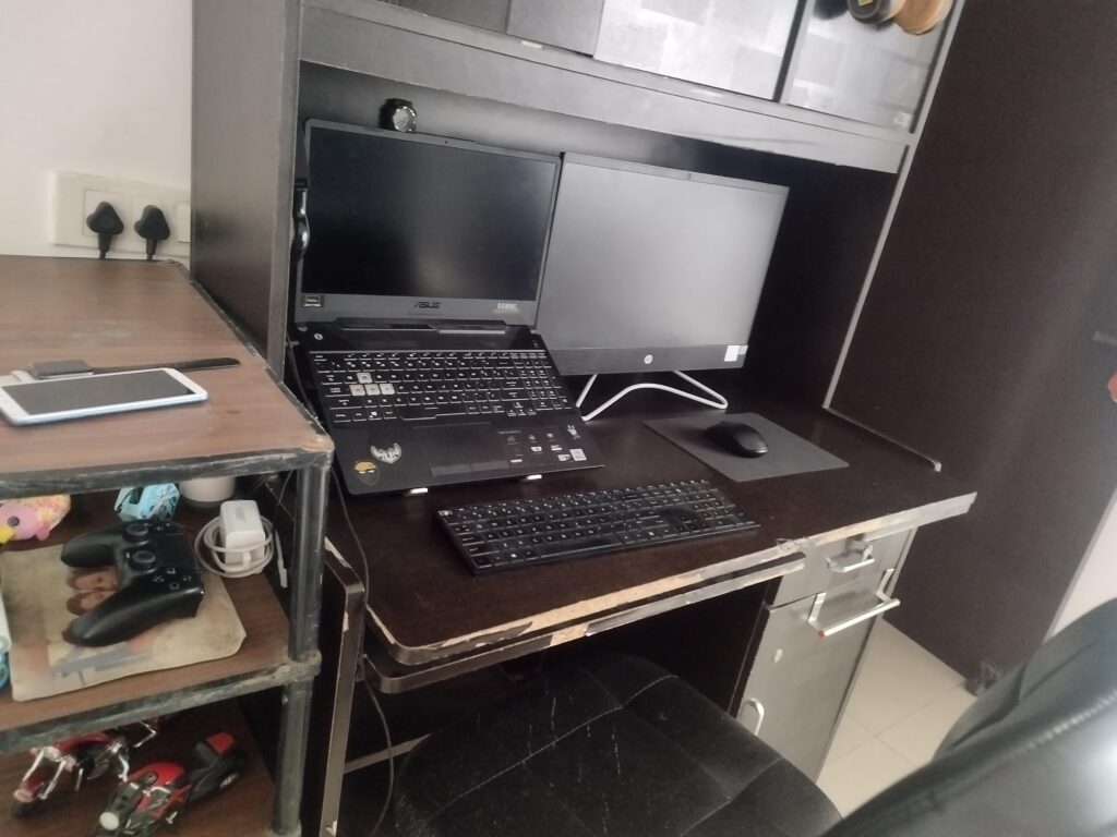 My budget desk setup