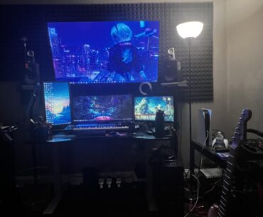 Love the mounted TV!