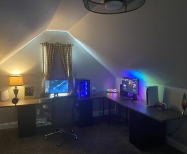 Just moved in recently lots of decorating to be done to bring it more to life :) especially a change of curtains 😂