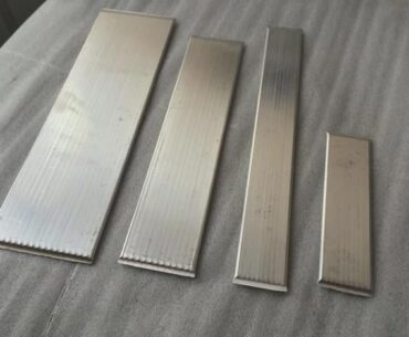 Why don't CPU coolers use a single large bent flat heat pipe (vapor chamber) instead of several smaller heat pipes to transfer the heat?