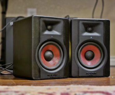 Found these studio monitors by a dumpster, they work great