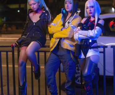 Cyberpunk cosplay 🌃 David(@tsu.cosplays),Rebecca (@gabsshin),Lucy(@kionesama)