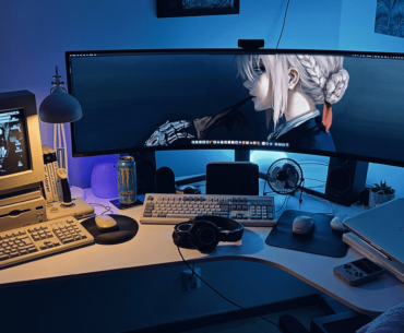My hybrid-era desktop & laptop setup. (Details in comments)