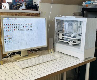 My white setup for running emulators and old games.