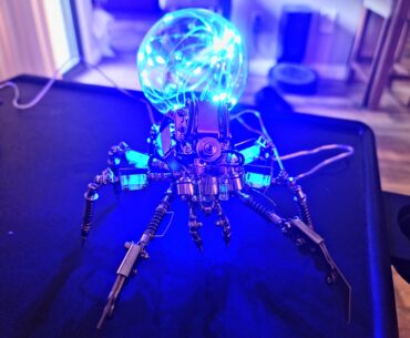 My cyberpunk spider desk lamp