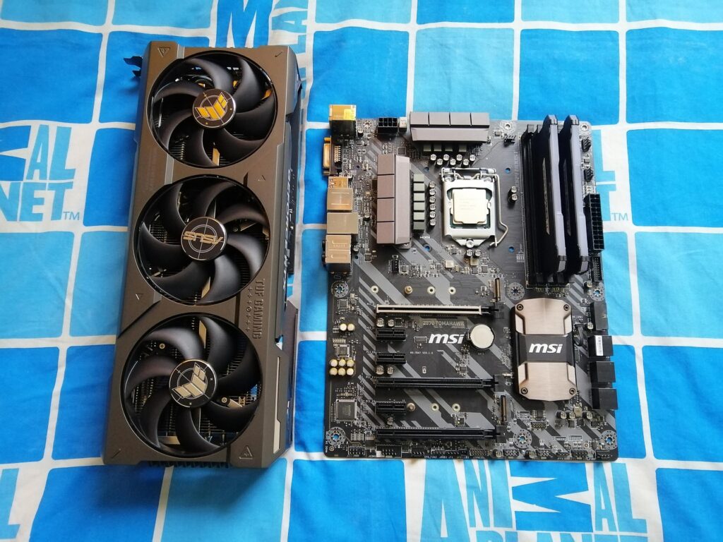The size of modern graphics cards is definitely getting out of control.