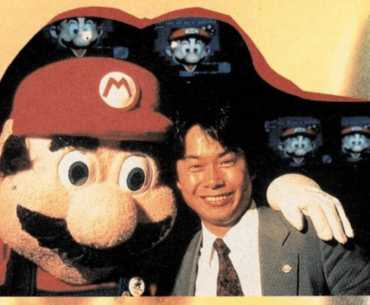 Shigeru Miyamoto and Mario Pose Together to Promote Super Mario 64
