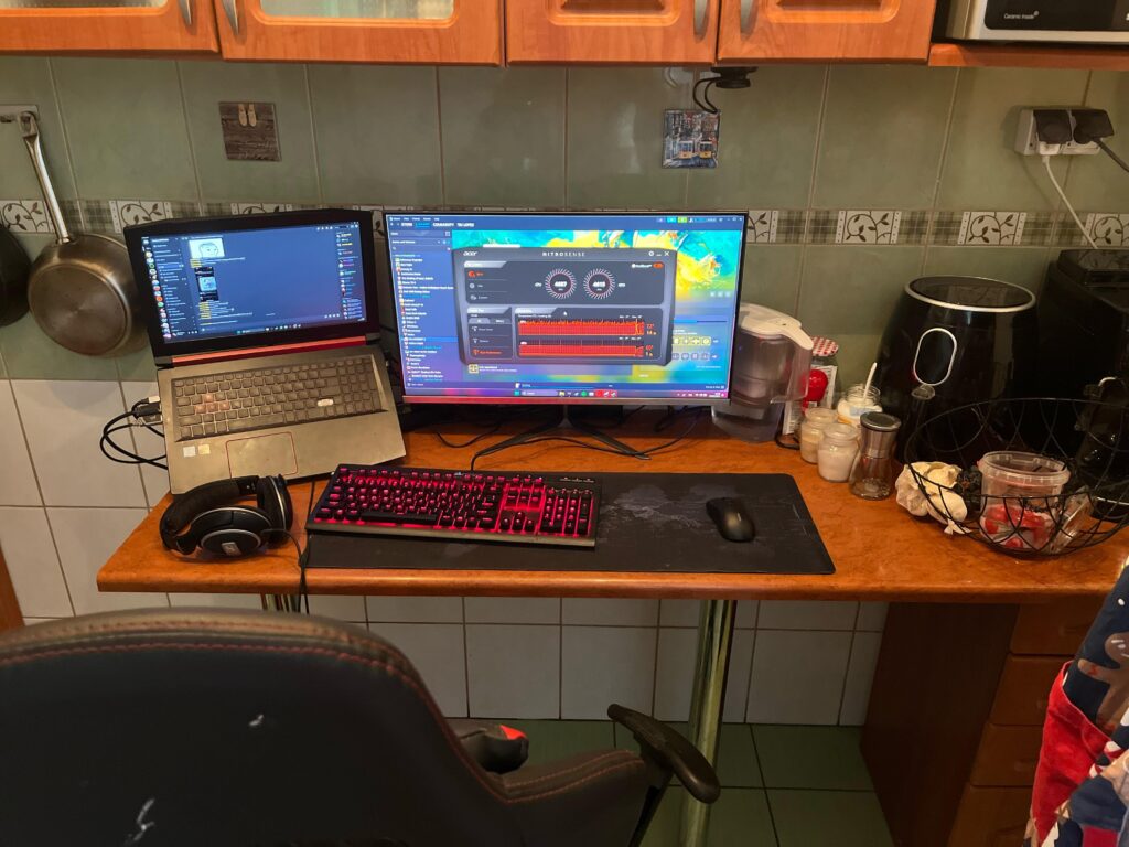 Gf told me to go to kitchen
