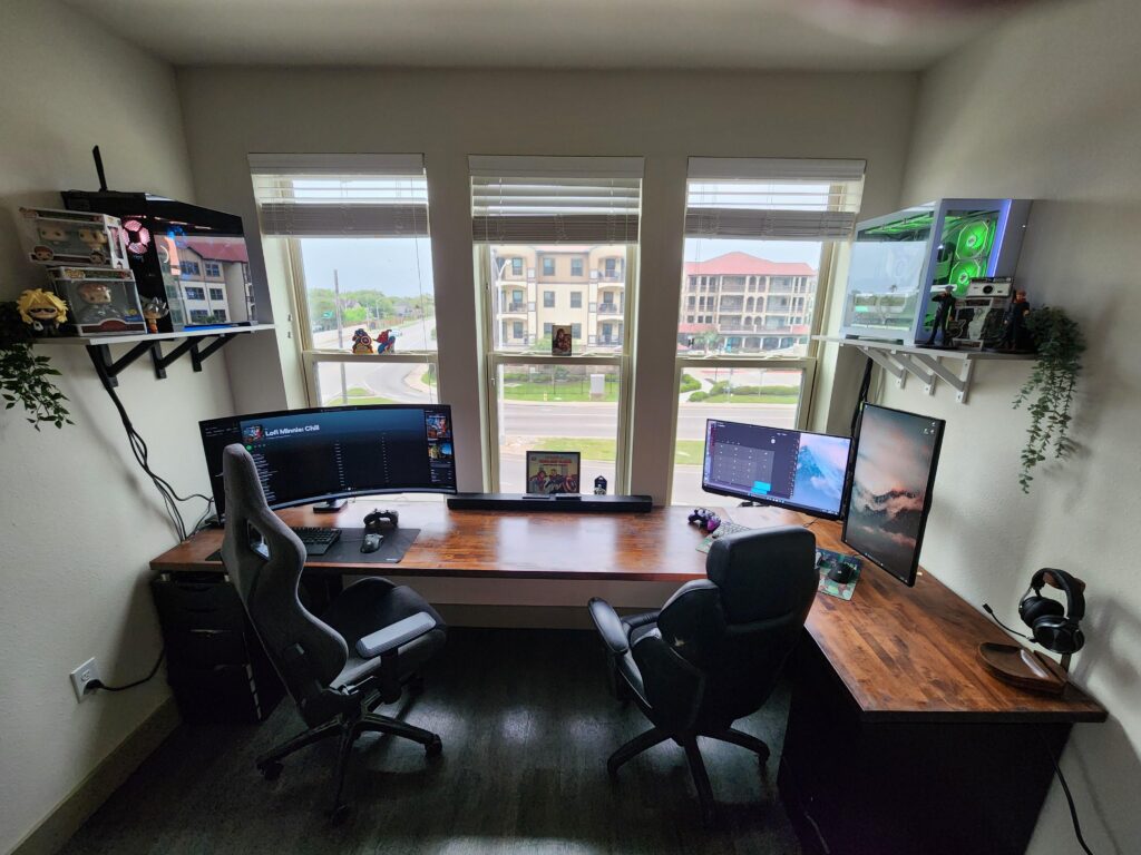 Megadesk 3 or 4 or 5 - lost count