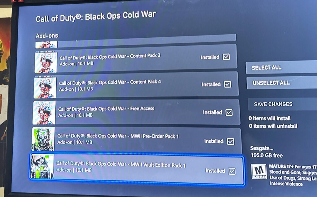 What do the two packs at the bottom add to Cold War?