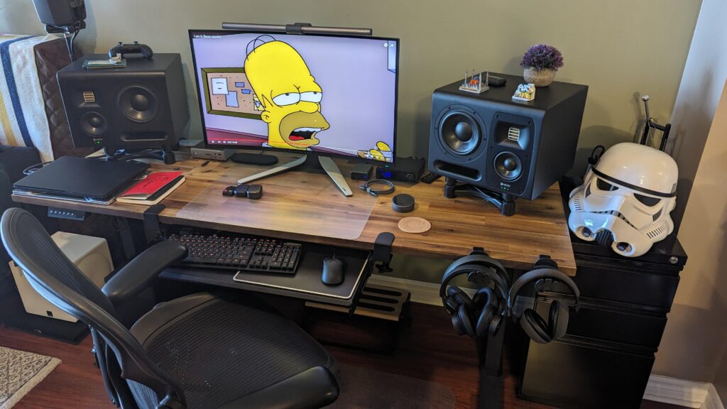 I am still in flavor country: 32” 4K 240Hz QD-OLED, RTX 4090 Desktop, RTX 4090 MiniLED Laptop, HEDD Type 20s