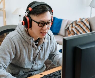 Time spend playing video games is not associated with anxiety or stress among college students