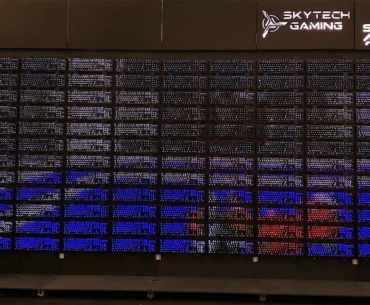 We made an even bigger screen out of RGB keyboards so we could play memes in a higher resolution. Previously 96 RGB keyboards, now 120 RGB keyboards.
