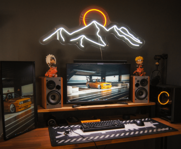 Thought I'd share a pic of my completed battlestation before I inevitably change it all up again 😅