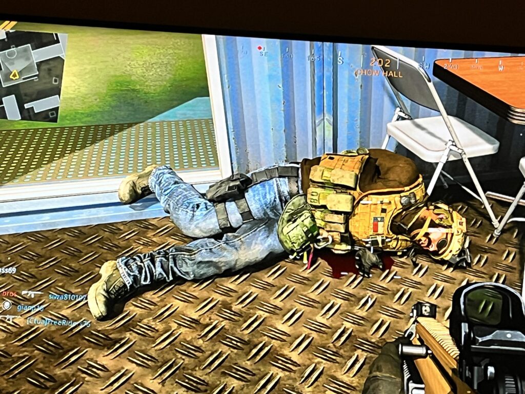 Where can I get this outfit? Looks like an alternate option D-Day operator for coalition
