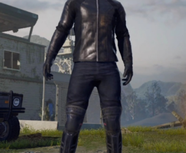 Old school fits vs level 1 RP outfits