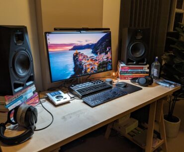 In the middle of a new build, it's coming along. Few other bits and pieces coming in the mail.