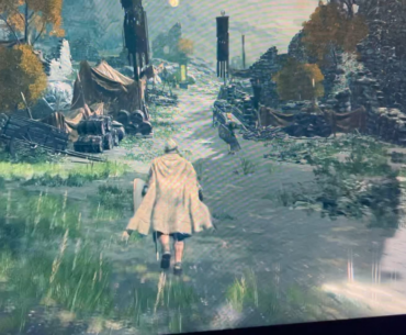 Objects, Images, Character models are warping, distorted, teleporting all while flickering