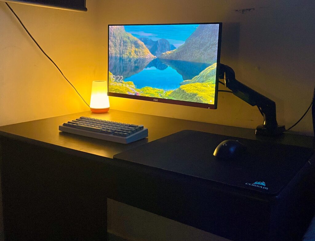 my minimalist (boring) setup!