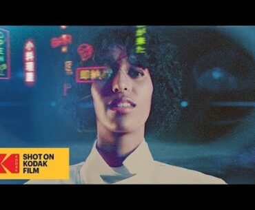London goes Low-Fi Cyberpunk (1 min film)