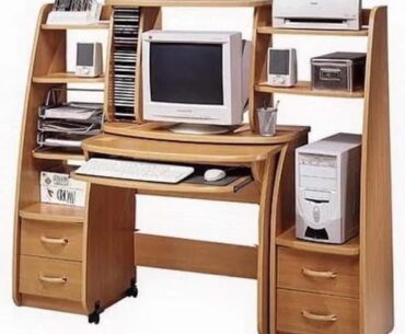 what kind of computer desk is this called?