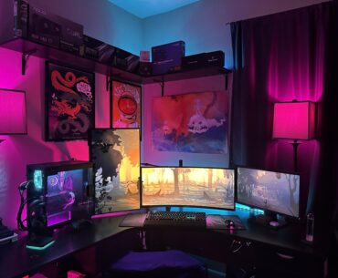 New monitors and shelves
