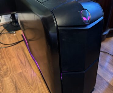 Alienware Aurora R2. Picked up being sold as is