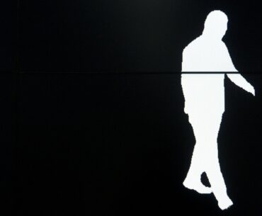 Chinese 'gait recognition' tech IDs people by how they walk