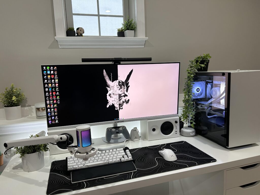 Gaming station