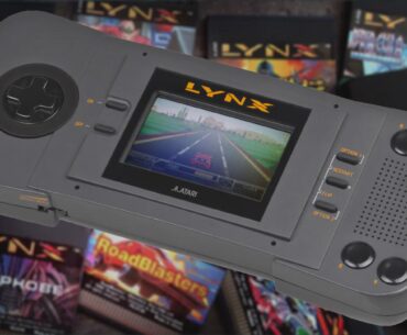 Today it is the Nintendo Switch, but back in the days it was this monstrosity we had to game with... I count count the hours spent on California Games or Xenophobe. Note that the screen could be flipped for left handed!!!