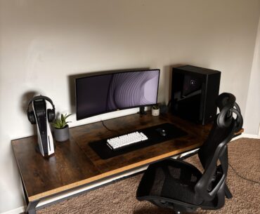 Got a new desk, any suggestions?