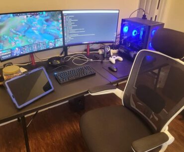 Ok, so I deadass just traded my 3080ti gaming PC setup for a 04' Acura TL 6-speed. Aside from an oil pressure sensor and paint, the car runs almost perfectly.