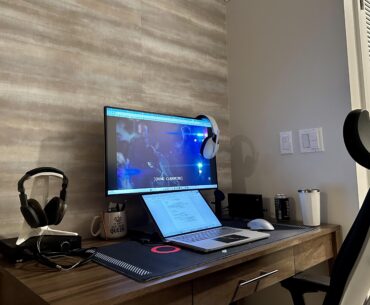 My simple dorm setup