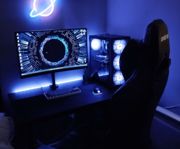 Sold my gaming laptop and finally got a PC...What do you think? Gone from 3050 Ti to RX 6750 XT - I just miss the second display my laptop provided...it's an excuse for a second monitor, I guess!