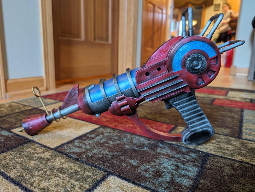 3D printed and paintesld my take on the ray gun!
