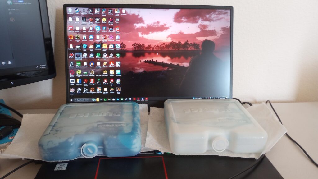 Laptop gamer tries to stop his house from burning down