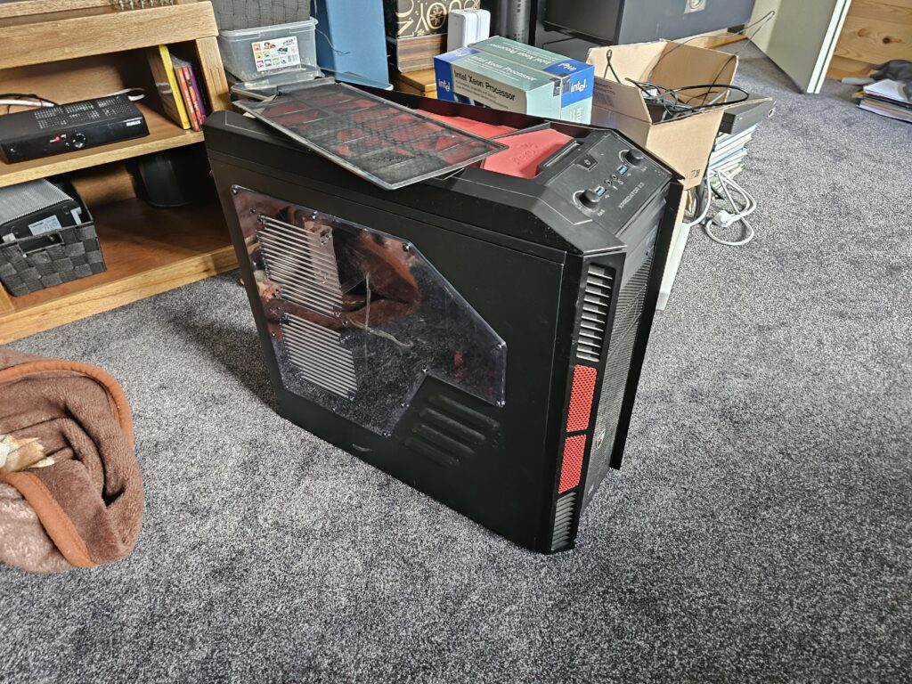 PC found at the local recycling center – surprising what people throw out. PC found at the local recycling center - surprising what people throw out.