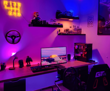 Now that I look at it, I can only see two things, cars and RGB 😂