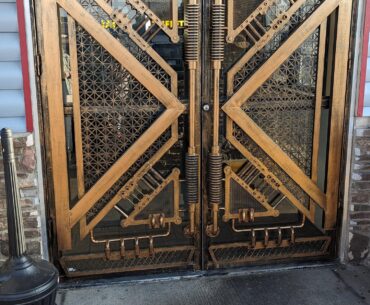 Doors to a hibachi buffet in Columbus, MS