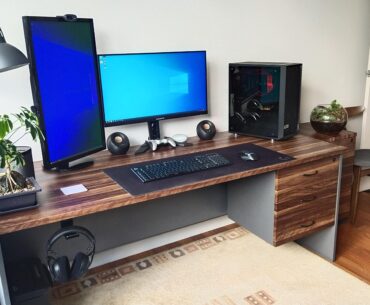 Contact paper desk upgrade, before and after. Thoughts?