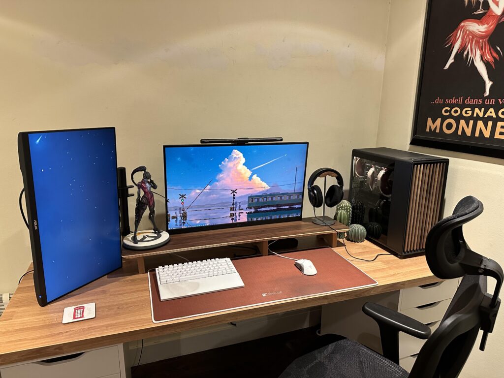 Any ideas for the wall behind?
