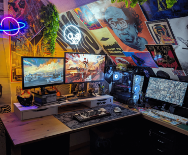 Maximalism, no dutch angle, more posters.