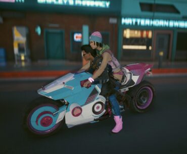 Now I can’t get off this bike or I lose my favourite backpack. I say “Feature!”