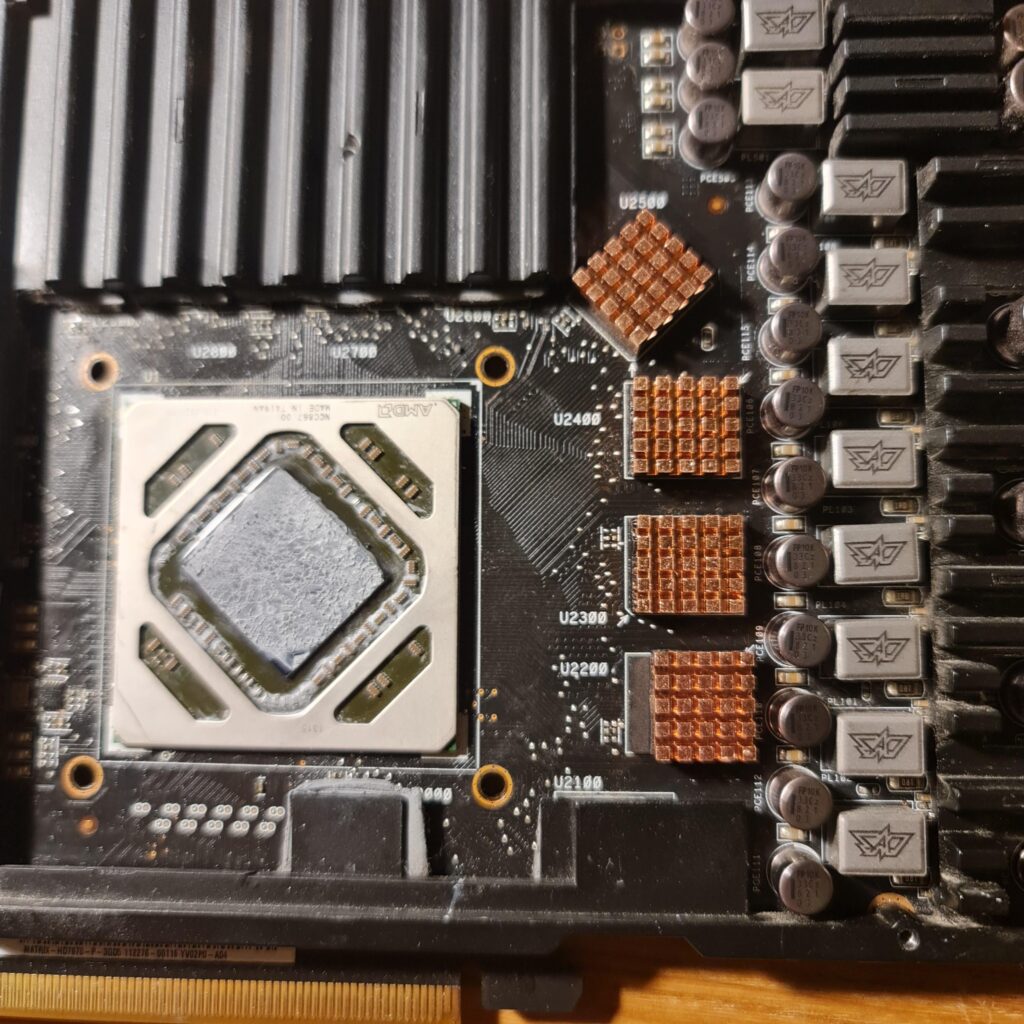 HD7970 Matrix ram heatsink placement