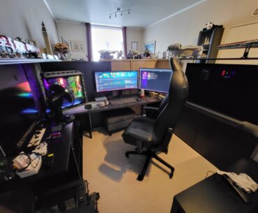 Gaming and working